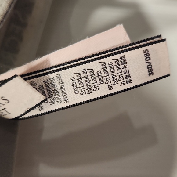 Victoria's Secret Gray Women's Bra - Picture 3 of 6